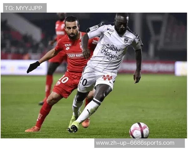 精彩足球赛事回顾与分析助你了解每场比赛的精彩瞬间与战术博弈